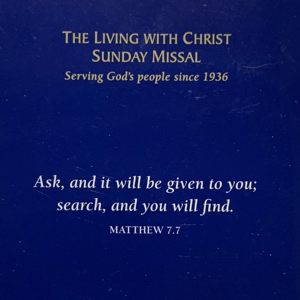 Set of 10: Living with Christ Sunday Missal 2020-2021 Paperback - Picture 4 of 4